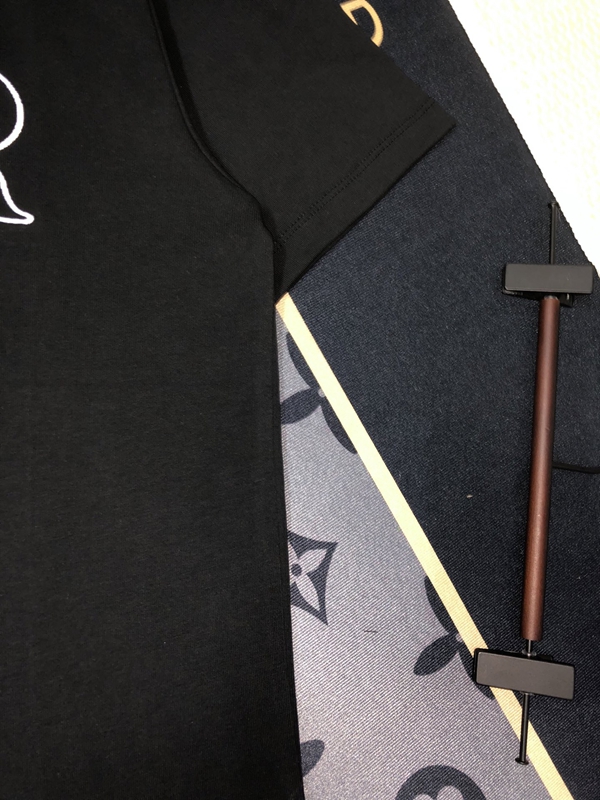 ブランドTシャツ細部ディテール